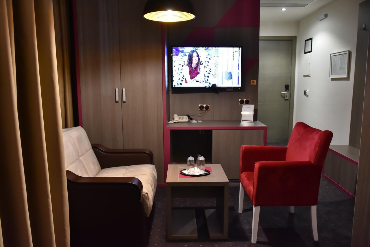 Hotel Kljuc Ngoại thất bức ảnh