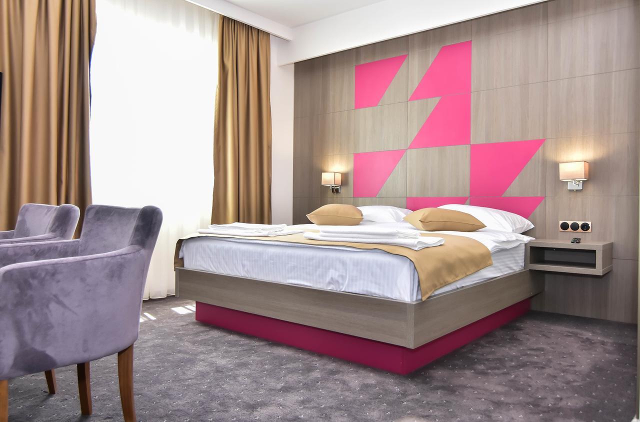 Hotel Kljuc Ngoại thất bức ảnh