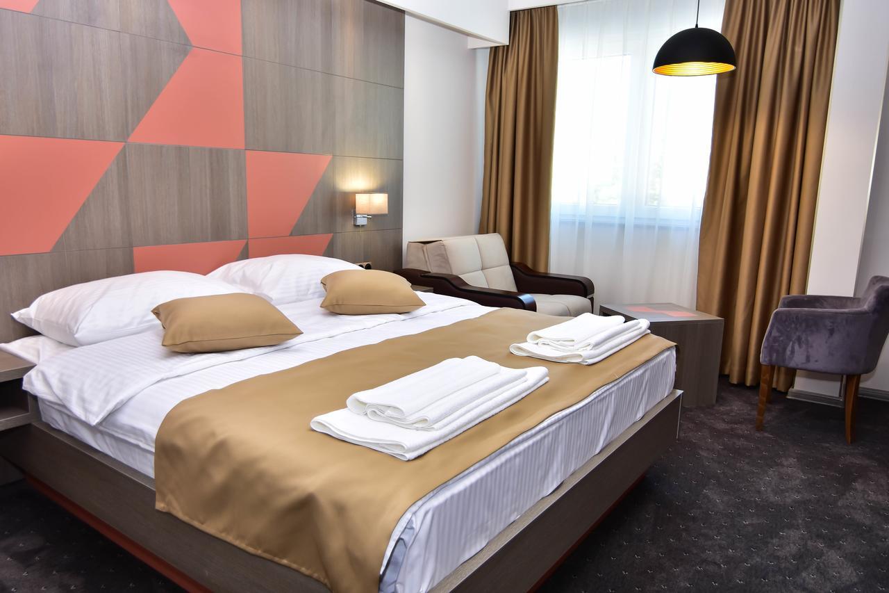 Hotel Kljuc Ngoại thất bức ảnh